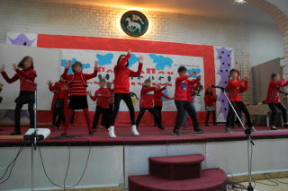 JLSS Children Performing 